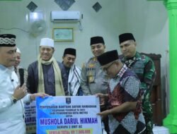 Kapolres Metro Bersama Forkopimda Safari Ramadhan 1446 H di Masjid Darul Hikmah Yosorejo