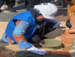 Wali Kota Bandar Lampung Hj. Eva Dwiana Melakukan Peletakan Batu Pertama Tahap 2