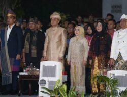 Walikota Bandar Lampung Ikuti Pawai Budaya Nusantara di Surabaya dengan Membawa 100 Peserta Yang Berpakaian Adat Lampung