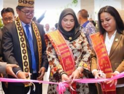 Hj. Eva Dwiana menghadiri Acara Peresmian Gedung Gereja GBKP Runggun