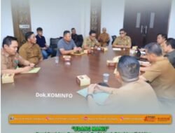 Pemerintah Kabupaten Tulang Bawang Dr. Akhmad Suharyo, M.Si. menerima audiensi dari manajemen Karaoke Gracia dan Karaoke Pelangi