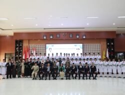 Wali Kota Bandar Lampung Hj. Eva Dwiana Melantik 6 anggota Duta Pancasila Paskibraka Indonesia (DPPI) dan mengukuhkan 38 anggota Pasukan Pengibar Bendera Pusaka (Paskibraka)
