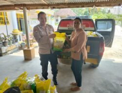 Polres Mesuji Berserta Jajaran Polsek melaksanakan Gerakan Pangan Murah (GPM) dengan menjual beras SPHP kepada Masyarakat