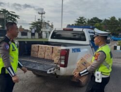 Jajaran Sat Lantas Polres Mesuji Gelar TASI BERKAH PRESISI, Bagikan Air Mineral di Masjid dan Mushola Kecamatan Simpang Pematang