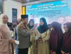 Kapolres Mesuji Berikan Santunan kepada 30 Anak Yatim di Acara Peringatan Nuzulul Qur’an dan Buka Bersama