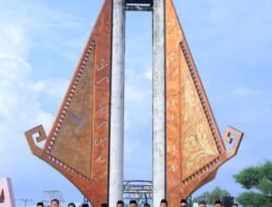 Seribu Takjil untuk Negeri: Bupati Tulang Bawang Bersama GRANAT, BAZNAS, KORPRI dan PII Berbagi Kepedulian di Bulan Ramadhan