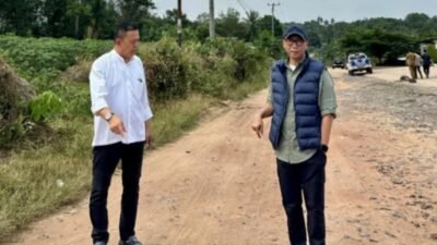 Setelah 30 Tahun Menanti, Ruas Jalan Gedong Aji – Umbul Mesir Mulai Diperbaiki – Wabup Hankam Hasan Dampingi Gubernur Lampung Tinjau Lokasi