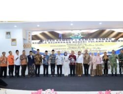 Pisah Sambut Kepala Kejaksaan Negeri Tulang Bawang, Bupati Qudrotul Ikhwan Sampaikan Apresiasi dan Harapan