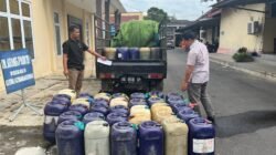 POLRES METRO UNGKAP KASUS DUGAAN BBM OPLOSAN, DUA PELAKU DIAMANKAN