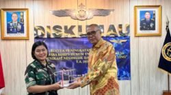 Perwira TNI AU Diasah di Mabesau: Ketua Umum DePA-RI Suntikkan Strategi Negosiasi dan Kepemimpinan
