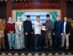 Bupati Tulang Bawang Terima Hibah 12.000 Al-Qur’an, Hadirkan Cahaya Qurani Hingga Pelosok Kampung