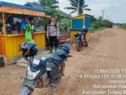 Patroli Strong Poin Polsek Rawapitu Kukuhkan Kondusivitas Kamtibmas Di Tengah Aktivitas Masyarakat