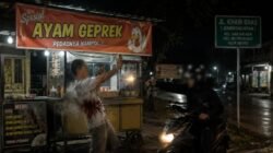 Dua Letusan Pecah di Jembatan Hitam Metro, Pedagang Ayam Geprek Tersungkur Bersimbah Darah