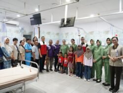 Persit KCK Koorcab Rem 043 Beri Dukungan kepada 13 Anak Penderita Thalasemia