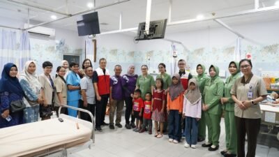 Persit KCK Koorcab Rem 043 Beri Dukungan kepada 13 Anak Penderita Thalasemia