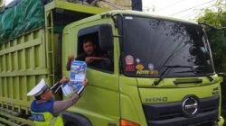 Sosialisasi Siger Presisi Menggema di Jalan Lintas Timur, Sat Lantas Polres Tulang Bawang Ajak Masyarakat Wujudkan Lalu Lintas yang Aman dan Tertib