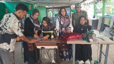 Pesantren Bank Sampah Bahagia Gelar Pelatihan Menjahit Kain Percak